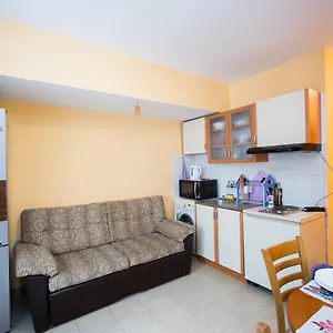 Aleks Center Apartment